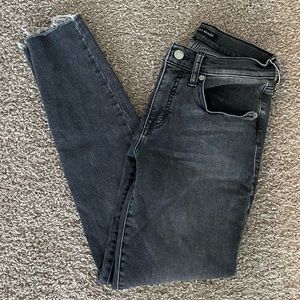 Lucky Brand Grey Skinny Jeans size 4